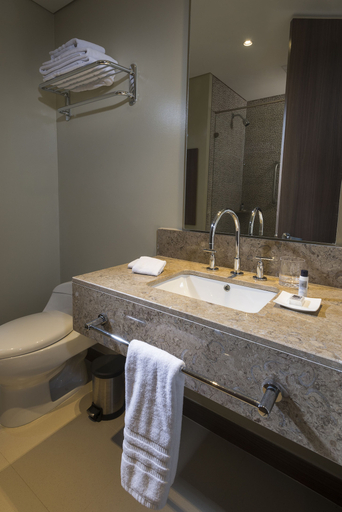 Bathroom 5, Hampton By Hilton Cartagena, Cartagena de Indias
