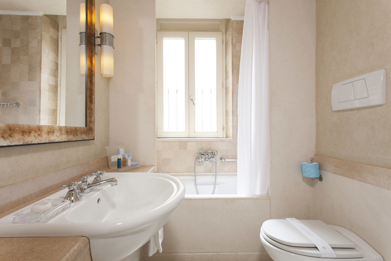 Bathroom 4, Hotel Stendhal, Rome