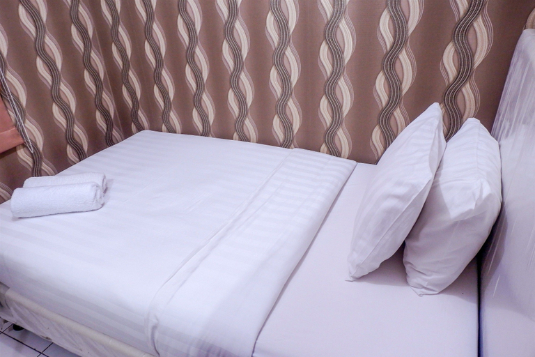 Bedroom 2, Warm Cozy Menteng Square Apartment, Central Jakarta