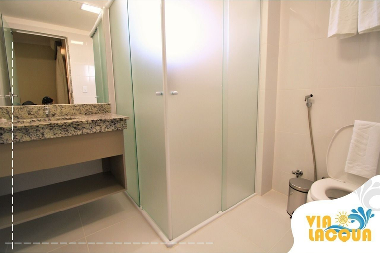 Bathroom 3, Piazza diRoma, Caldas Novas