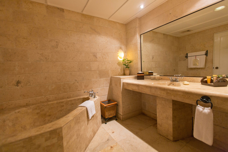 Bathroom 5, Plantation Bay a Real Resort with a Real Spa, Lapu-Lapu City