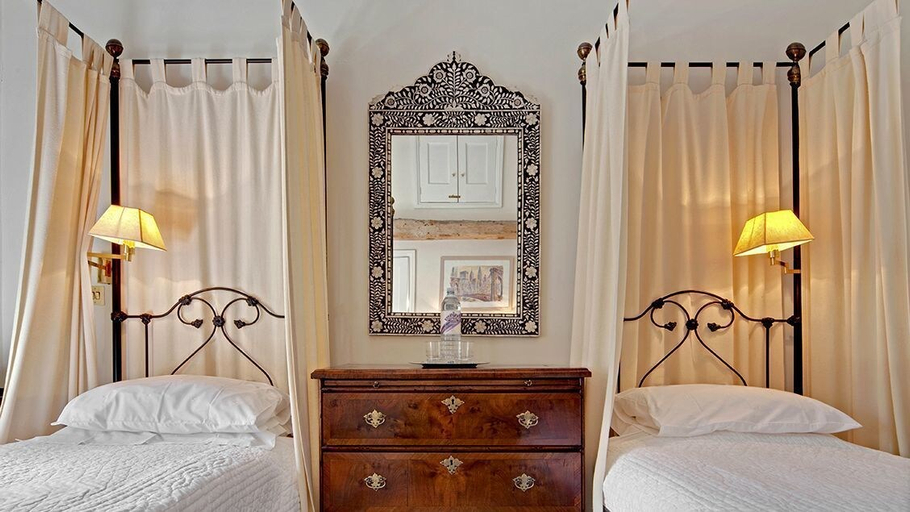 Bedroom 3, Shipton Cottage, Oxfordshire