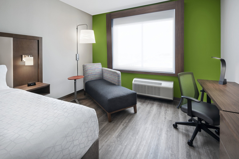 Bedroom 5, Holiday Inn Express & Suites ODESSA I-20, Ector