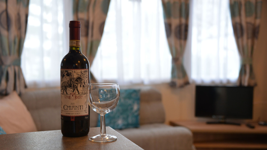 Food & Drinks 5, Linnhe Lochside Holidays, Highland