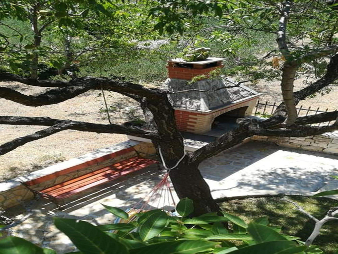Others 4, Villa Dore, Supetar