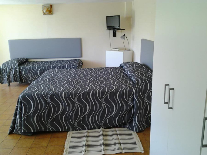 Bedroom 3, Residence La Carruba, Imperia
