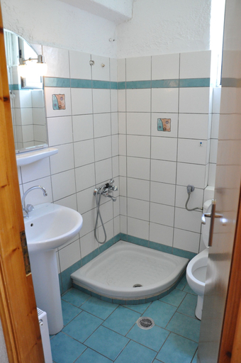 Bathroom 4, Villa Annilena, Central Greece