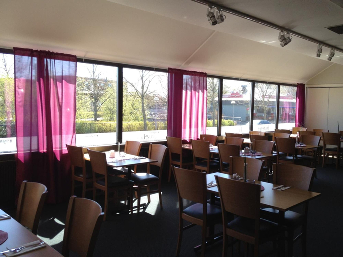 Food & Drinks 4, Kumla Hotel, Kumla