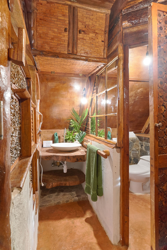 Bathroom 4, CHALET TROPICAL Hotel & Pool Bar Restaurant, Santa Bárbara de Samaná