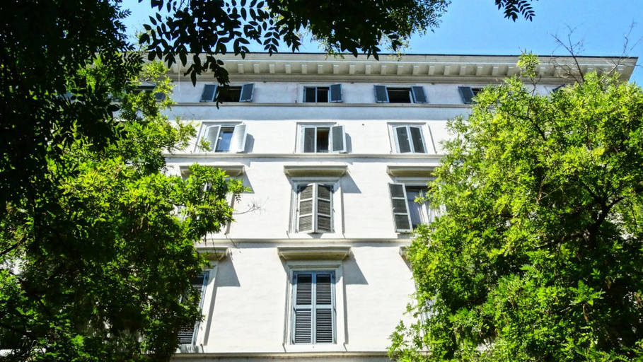 Exterior & Views 2, Hotel Giuggioli, Rome