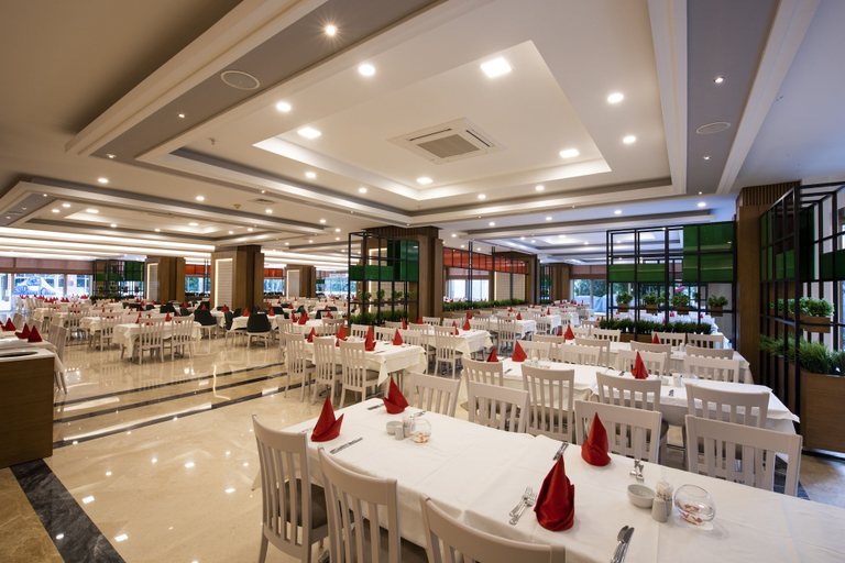 Food & Drinks 5, Side Star Park - All Inclusive, Manavgat