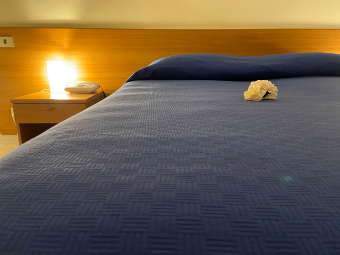 Bedroom 3, Hotel Mercure, Potenza