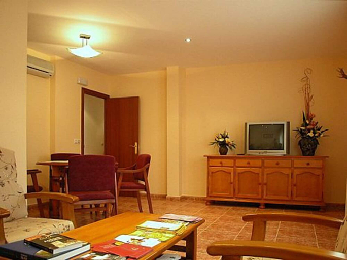 Others 5, Hostal Castilla, Soria
