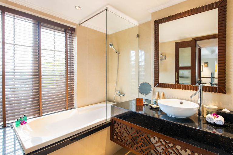 Bathroom 4, La Siesta Classic Ma May, Hoàn Kiếm