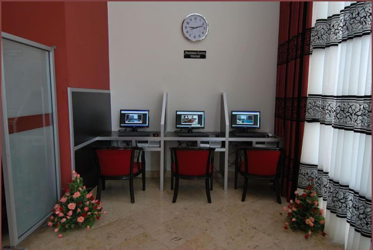 Dining Room 14