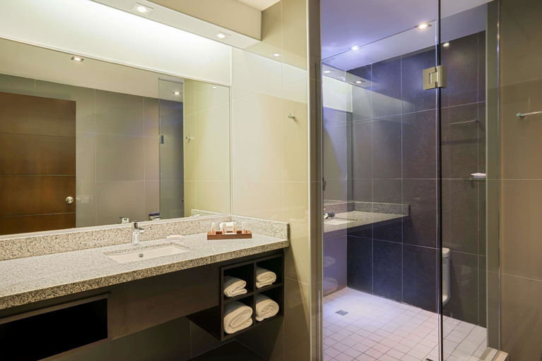 Bathroom 5, Ramada Plaza by Wyndham Panama Punta Pacifica, Panamá