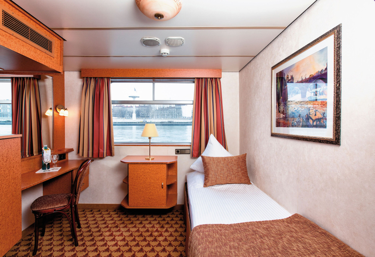 Bedroom 3, Crossgates Hotelship Messe - Köln, Köln