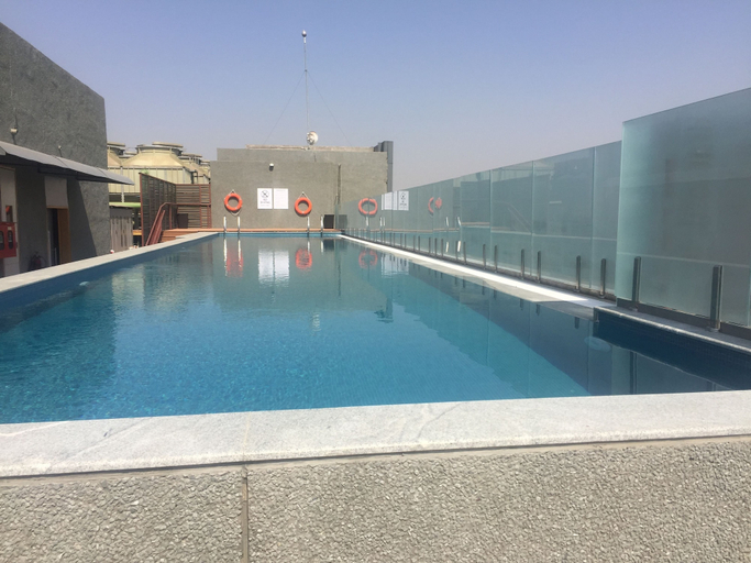 Sport & Beauty 2, DoubleTree by Hilton Ahmedabad, Ahmadabad