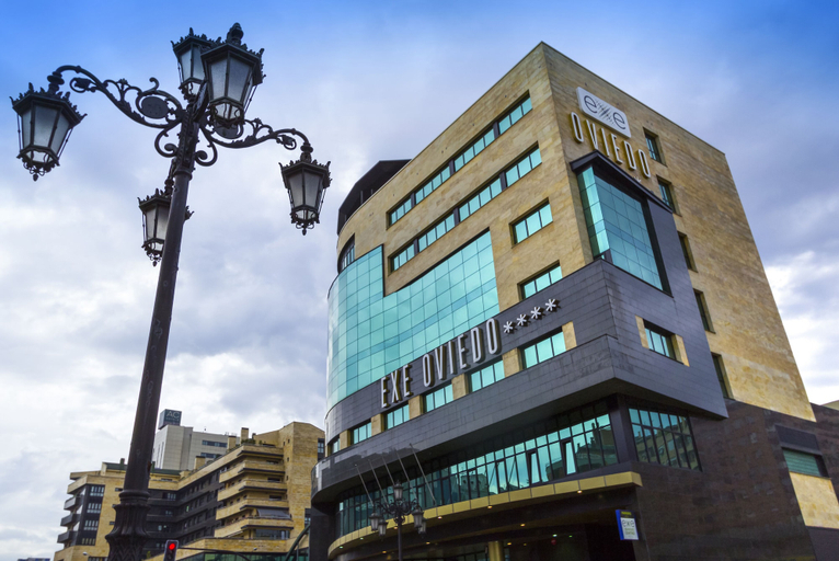 Exterior & Views, Exe Oviedo Centro, Asturias