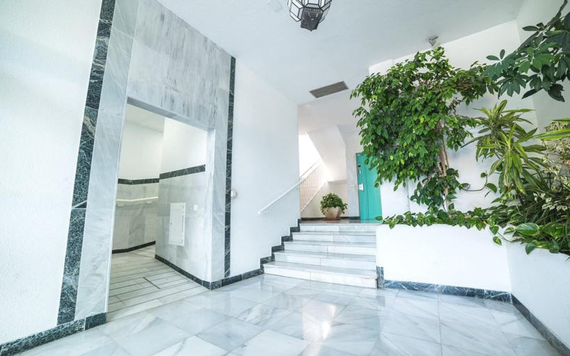 Others 5, Myramar | 7 Pax | Parque de Poniente | 4724-KPAW, Málaga