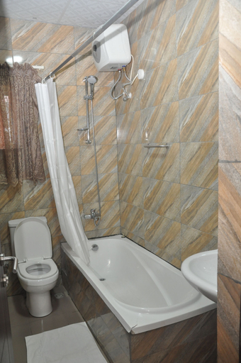 Bathroom 4, Grand Capital Hotel, Akure North