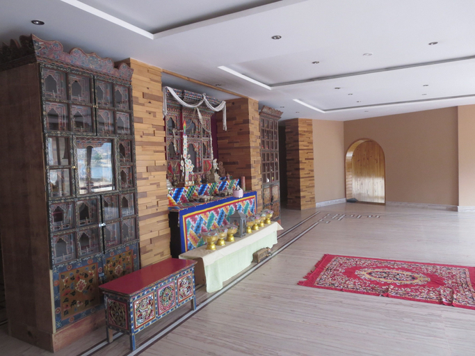 Others 5, UDUMWARA RESORT, Lamgong