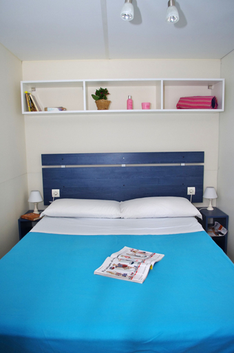 Bedroom 3, Happy Camp Mobile Homes in Camping Terme Catez, Brežice