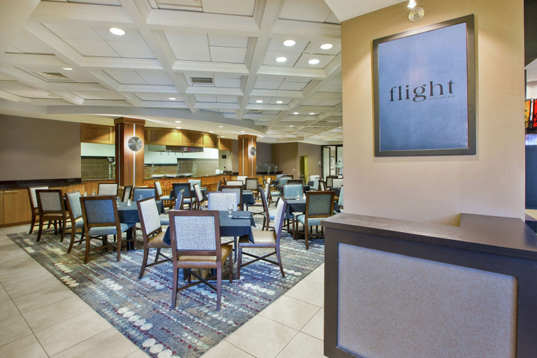 Food & Drinks 5, Embassy Suites Columbus-Airport, Franklin