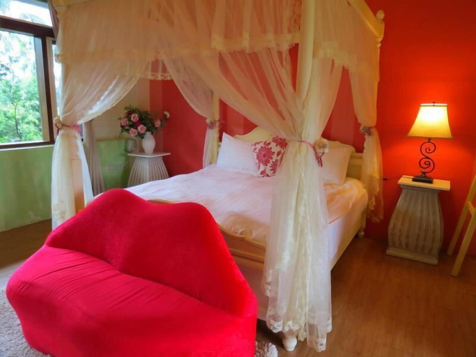 Bedroom 2, DeerStar Meihua Lake B&B, Yilan