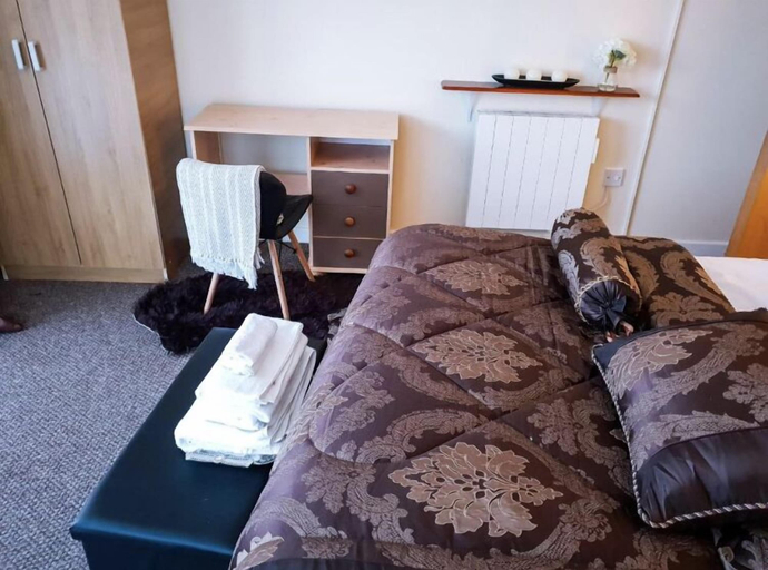 Bedroom 2, Planetshared 1 Apartment, Nottinghamshire
