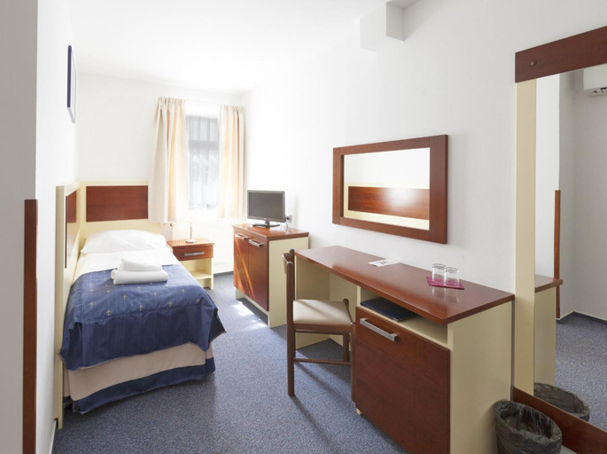 Bedroom 3, Hotel Atos, Praha 1