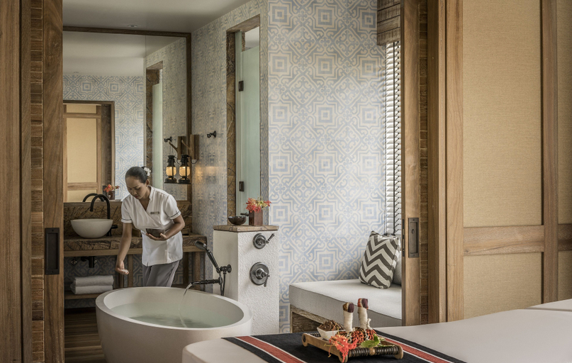 Bathroom 5, Four Seasons Resort Seychelles at Desroches Island