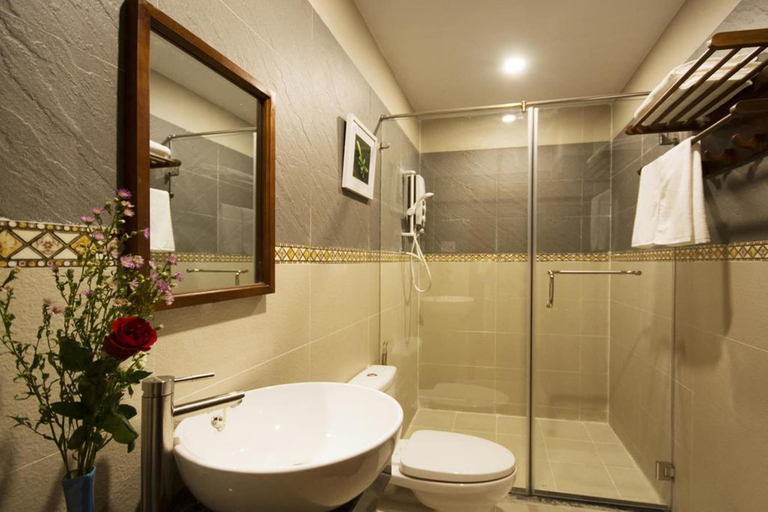 Bathroom 5, Phu Quoc Blue Hotel, Phú Quốc