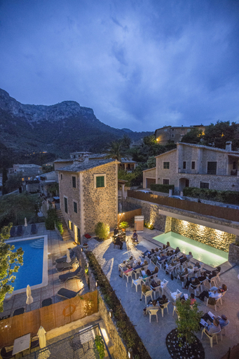 Exterior & Views 2, Hotel y Apartamentos DES PUIG, Baleares