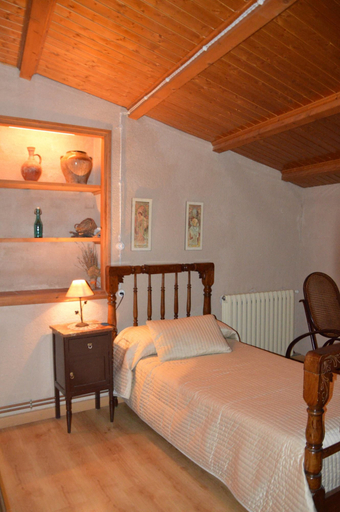 Bedroom 4, Cal Gorro, Tarragona