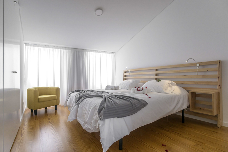 Bedroom 3, Market Place, Ponta Delgada