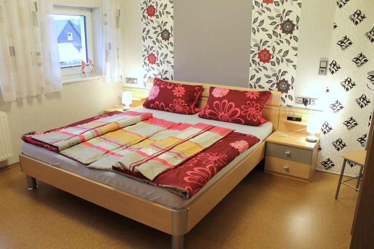 Bedroom 3, Pension & Ferienwohnung Schweinsberg, Hochsauerlandkreis