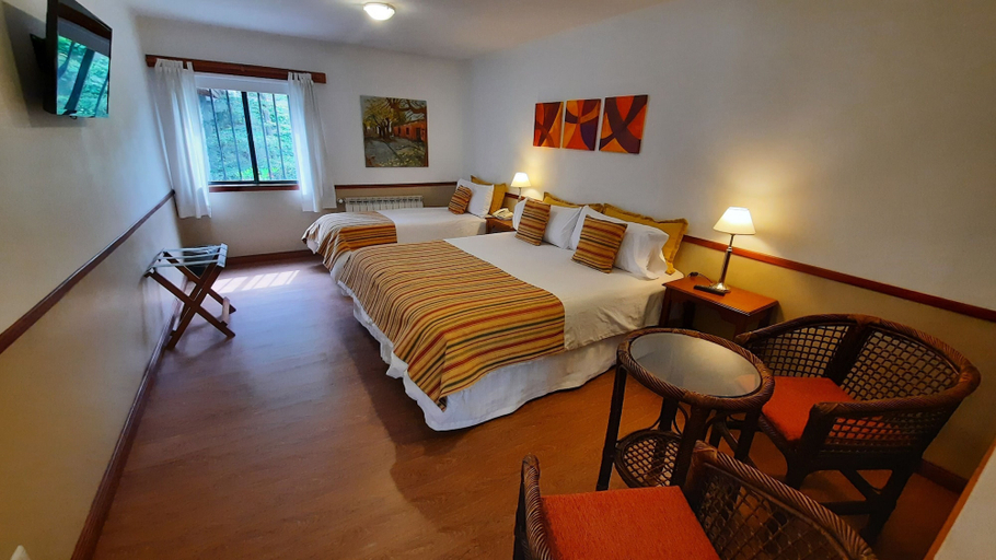 Bedroom 3, Hotel Austral Ushuaia, Ushuaia