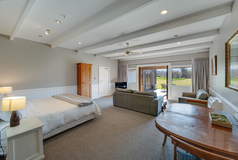 Others 5, Manata Lodge, Queenstown-Lakes