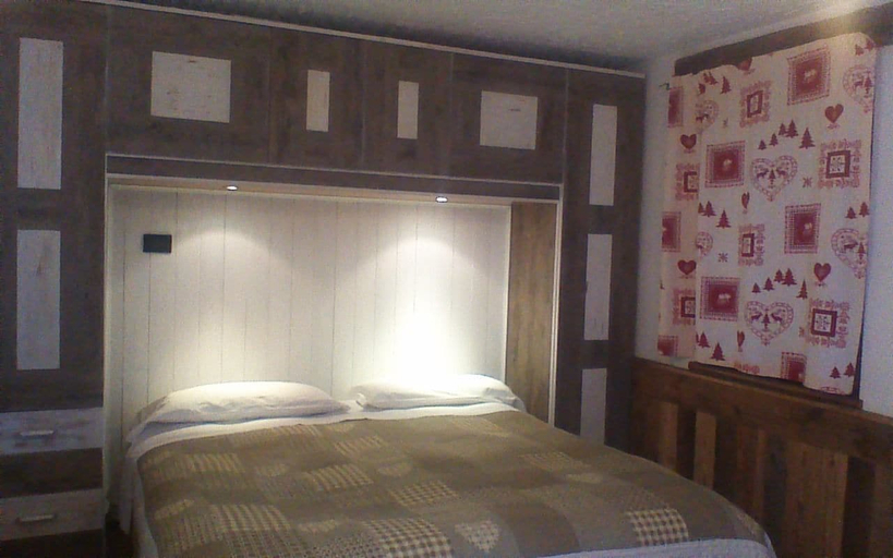 Bedroom 4, B&B Il Torchio, Aosta