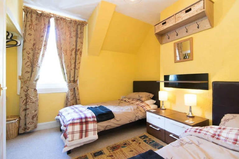 Bedroom 2, Crinan Canal Cottage, Argyll and Bute