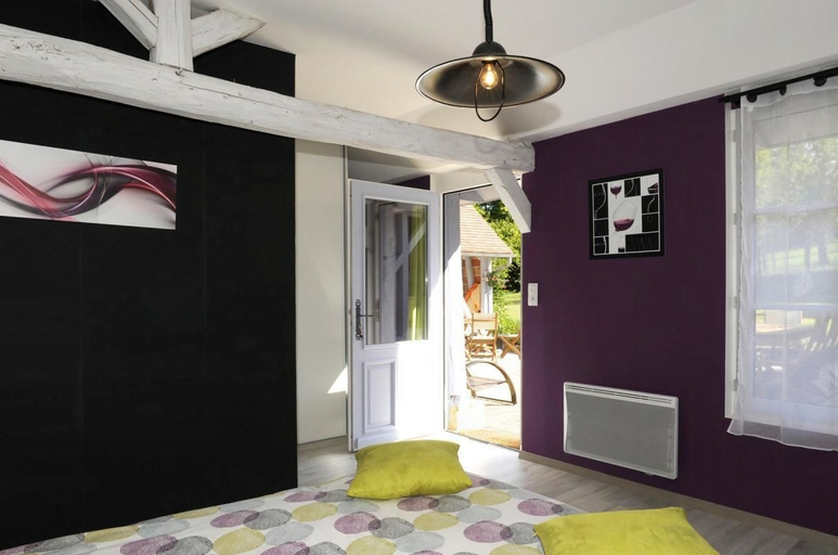 Bedroom 2, La Cler’Hier, Aube