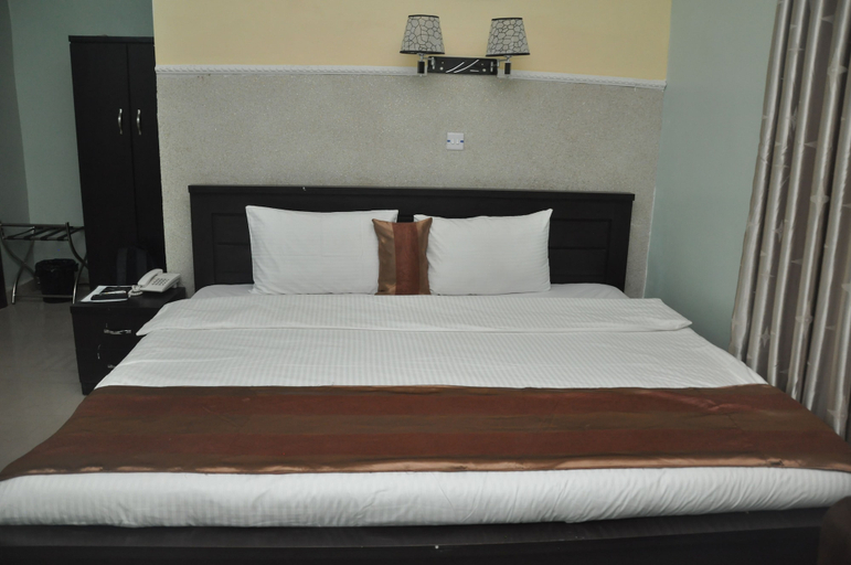 Bedroom, Grand Capital Hotel, Akure North