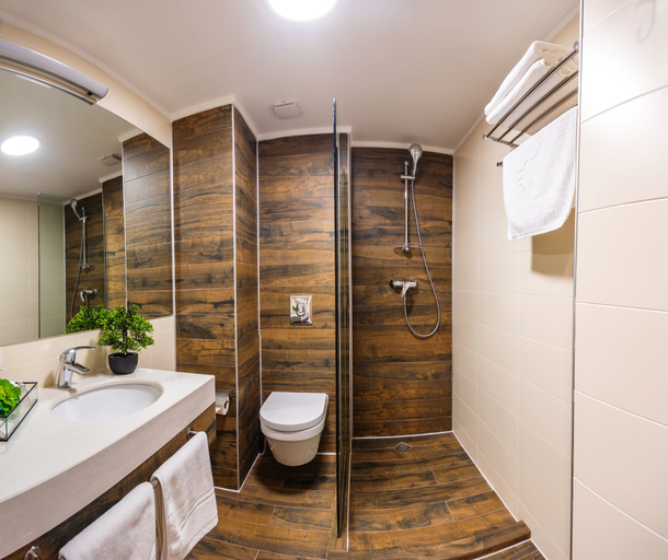 Bathroom 5, Orbi Palace Hotel Official, Borjomi