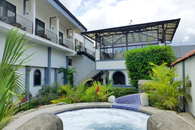 Exterior & Views 2, Hotel Santo Tomás, San José