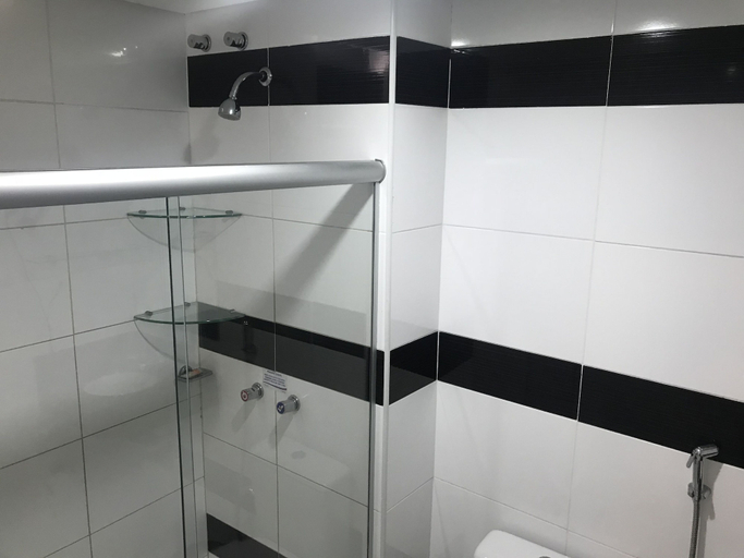 Bathroom 5, Hotel Sempre Executive, Salvador