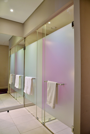 Bathroom 5, Park Inn Sandton, City of Johannesburg