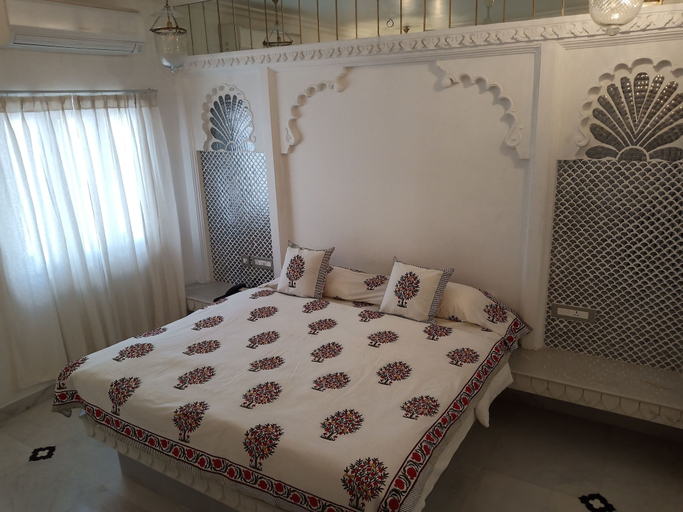 Bedroom 4, Jagat Niwas Palace, Udaipur