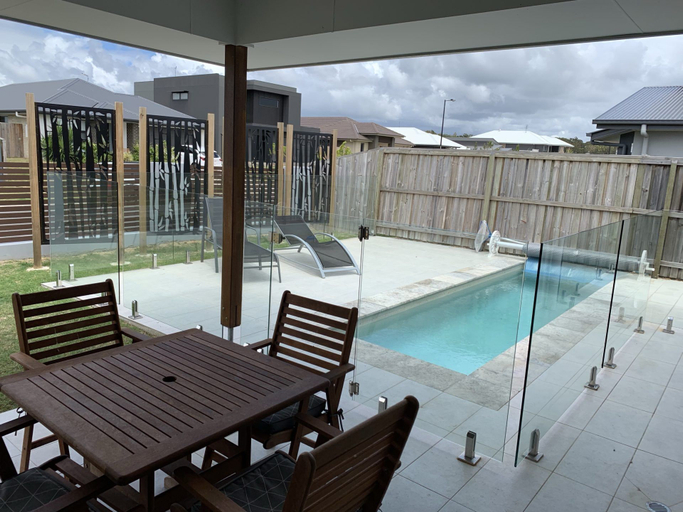 Others 4, Pet Friendly, new House Peregian Breeze Drive, Peregian Beach, Maroochy - Coastal North