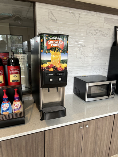 Food & Drinks 5, Days Inn & Suites by Wyndham Opelousas, Saint Landry